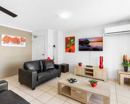 maroochydore-beachfront-accommodation-(13)