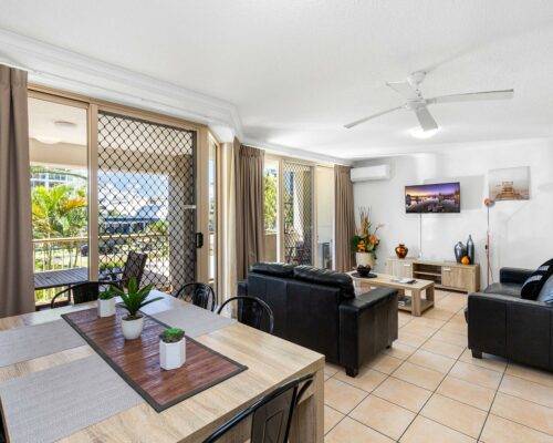 maroochydore-beachfront-accommodation-(15)