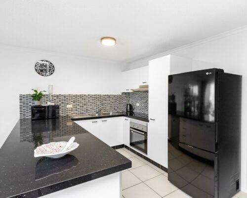 maroochydore-beachfront-accommodation-(8)